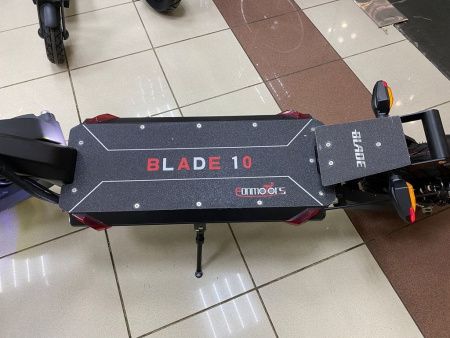 Электросамокат BLADE 10